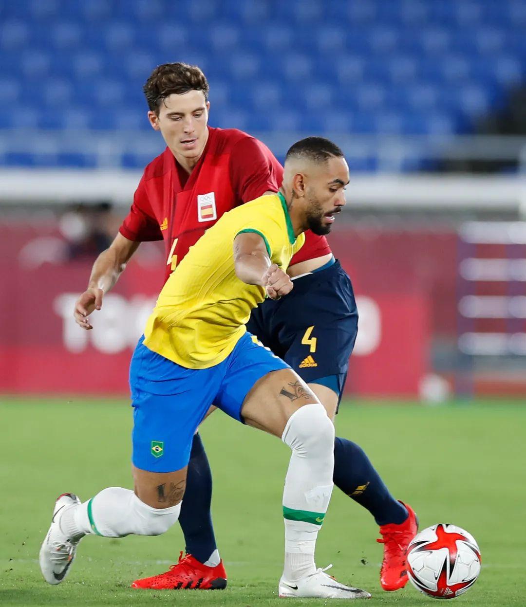 关于阿扎伦卡爆冷击败西班牙队，势不可挡引爆全场！的信息